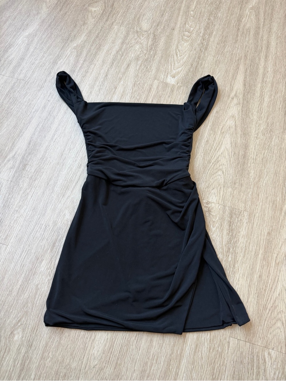 TIGER MIST Joslin mini black dress with slit size small - Picture 3 of 5